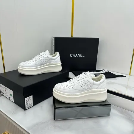 シャネル カジュアルシューズ