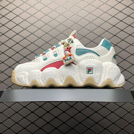 フィラ スニーカー