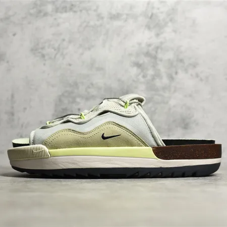 ナイキ スリッパ