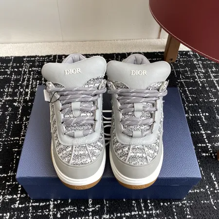 ディオール スニーカー