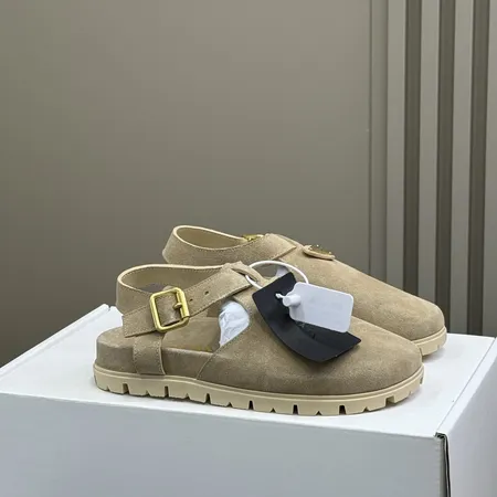 プラダ サンダル