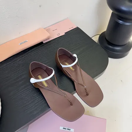 ミュウミュウ サンダル