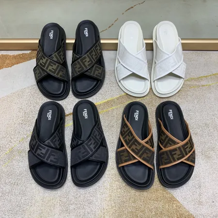 フェンディ スリッパ