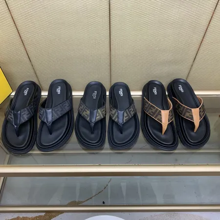 フェンディ スリッパ