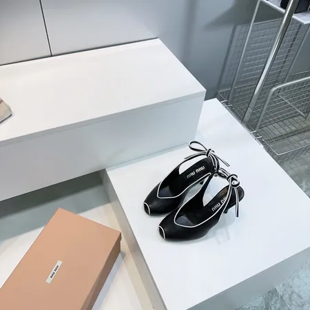 ミュウミュウ サンダル