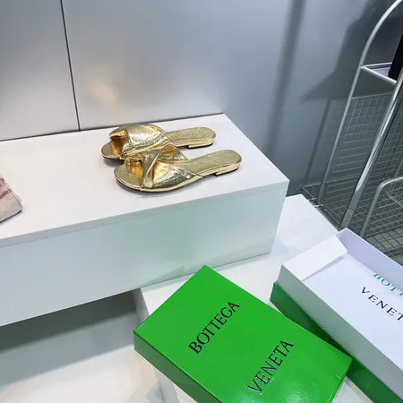 ボッテガ ヴェネタ サンダル