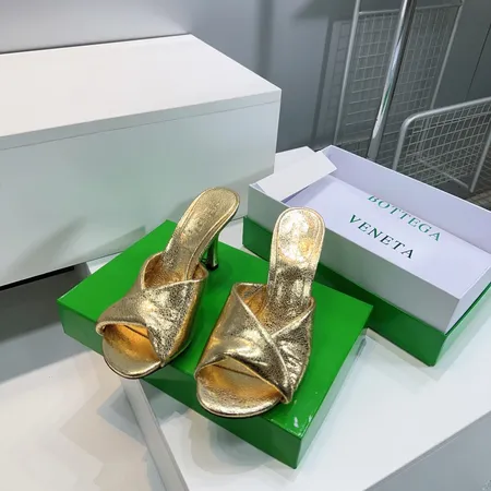 ボッテガ ヴェネタ サンダル