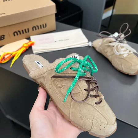 ミュウミュウ スリッパ