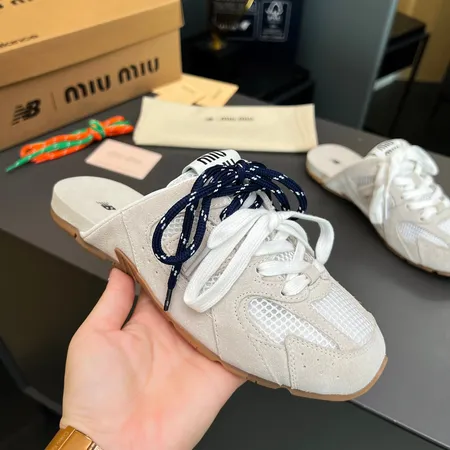 ミュウミュウ スリッパ