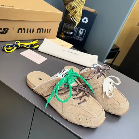 ミュウミュウ スリッパ