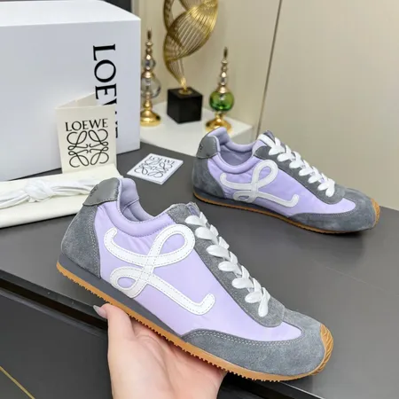 ロエベ カジュアルシューズ