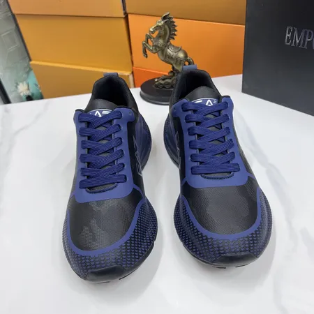 アルマーニ スニーカー