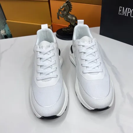 アルマーニ スニーカー