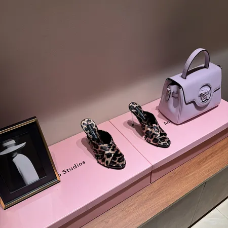 ドルチェ＆ガッバーナ スリッパ