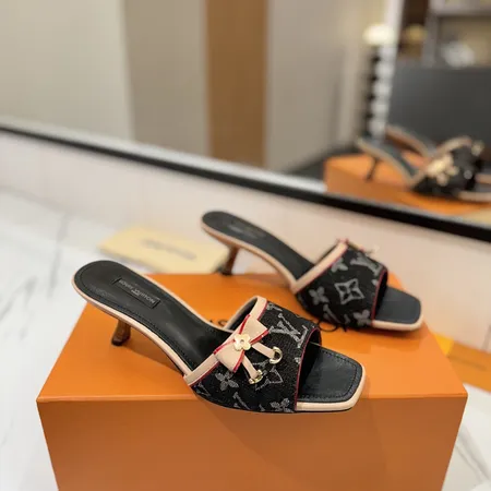 ルイヴィトン サンダル