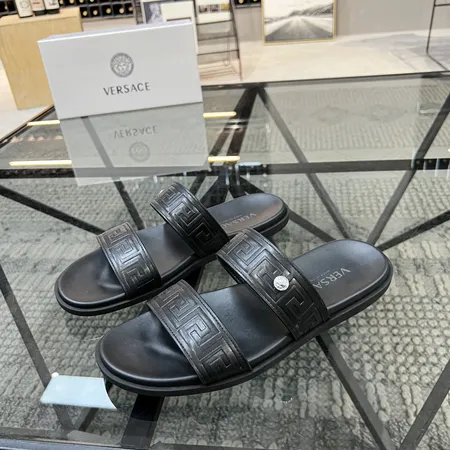 ヴェルサーチ スリッパ