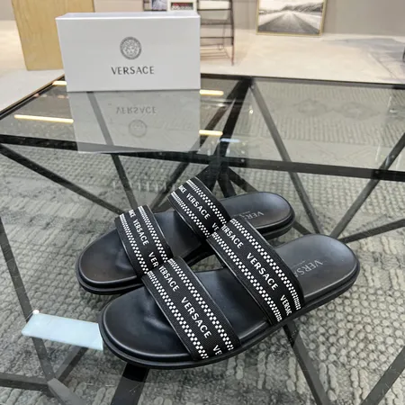 ヴェルサーチ スリッパ