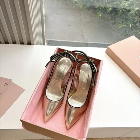 ミュウミュウ サンダル