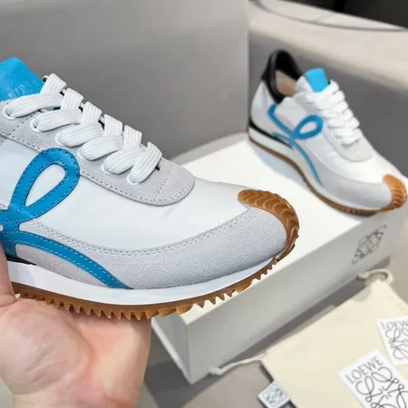 ロエベ カジュアルシューズ