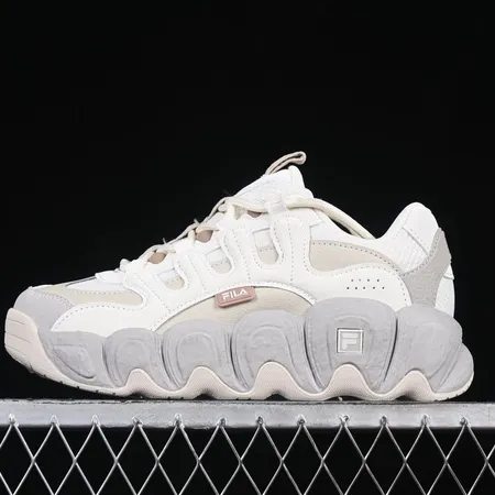 フィラ スニーカー