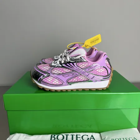 ボッテガ ヴェネタ カジュアルシューズ