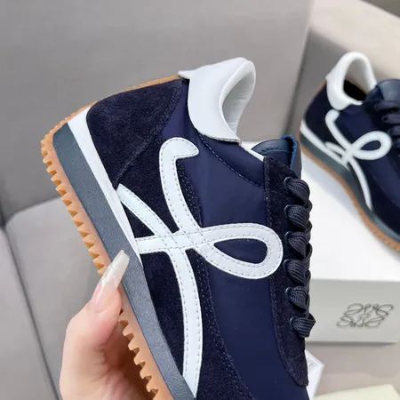 ロエベ カジュアルシューズ