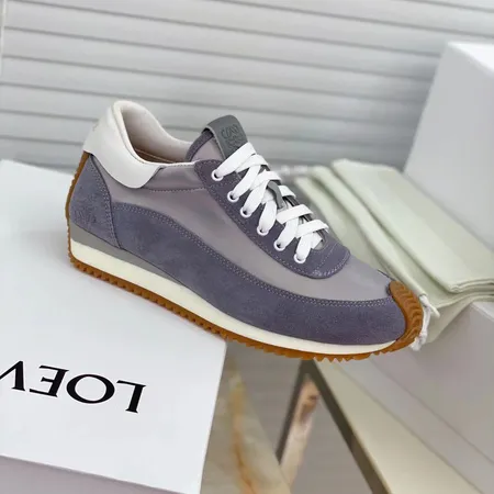 ロエベ カジュアルシューズ