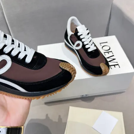 ロエベ カジュアルシューズ