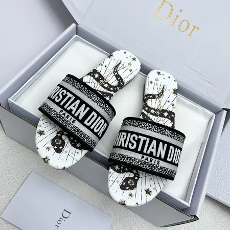 ディオール スリッパ