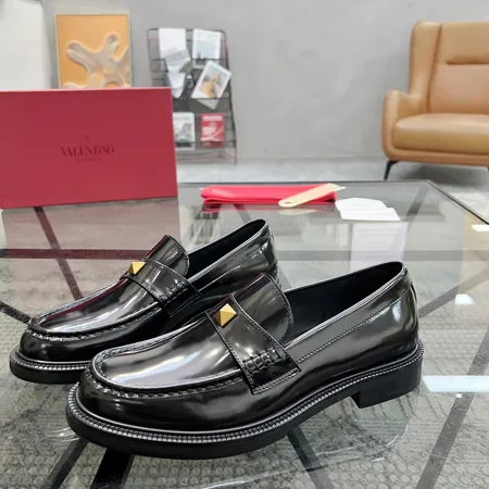 ヴァレンティノ ビジネスシューズ