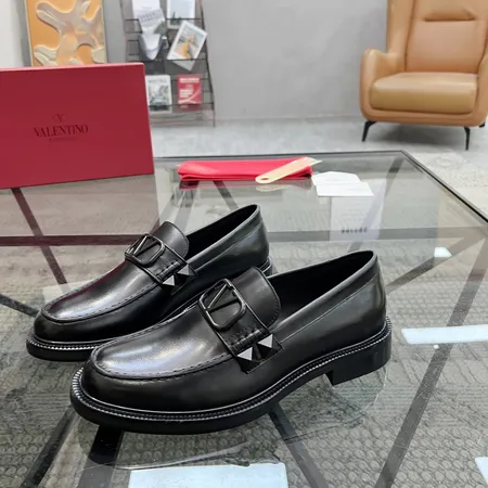 ヴァレンティノ ビジネスシューズ