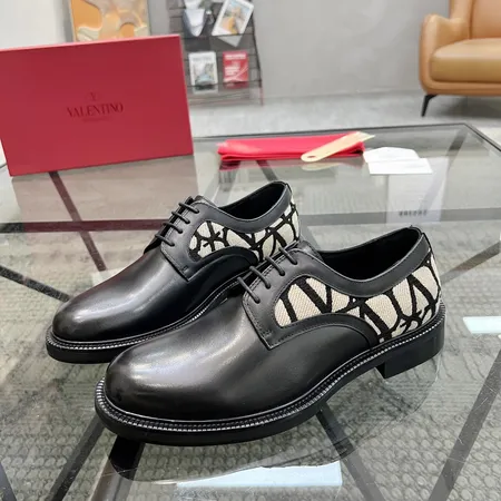 ヴァレンティノ ビジネスシューズ