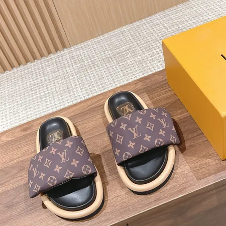 ルイヴィトン スリッパ