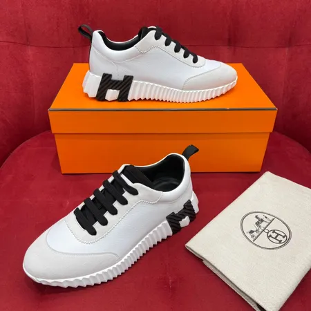 エルメス スニーカー