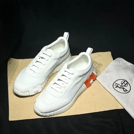 エルメス スニーカー