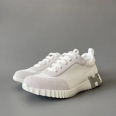 エルメス スニーカー