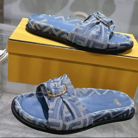 フェンディ スリッパ