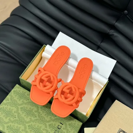 グッチ スリッパ