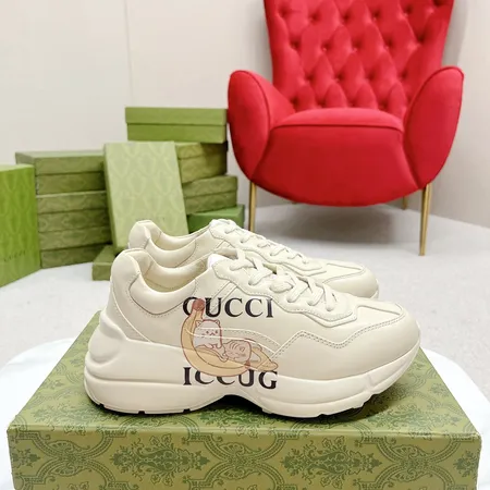 グッチ スニーカー