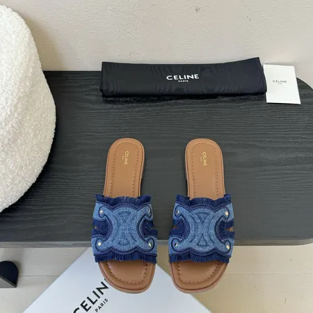 セリーヌ スリッパ