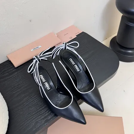 ミュウミュウ サンダル