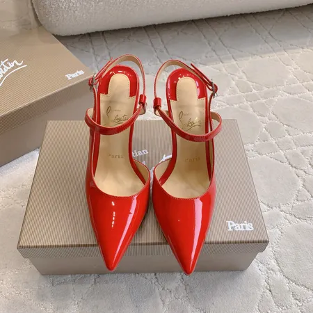 クリスチャン・ルブタン サンダル