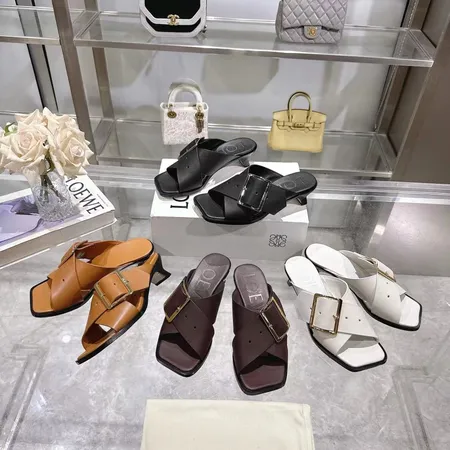 ロエベ スリッパ