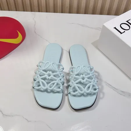 ロエベ スリッパ