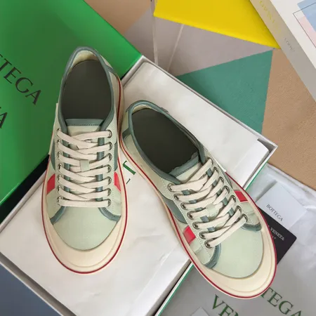 ボッテガ ヴェネタ カジュアルシューズ