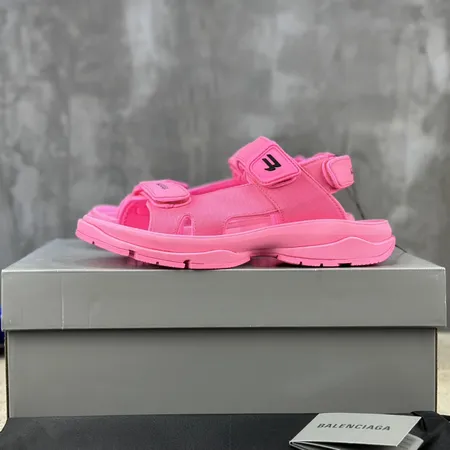 バレンシアガ サンダル