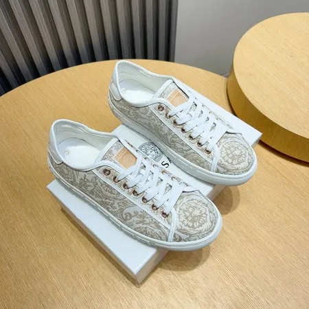 ヴェルサーチ カジュアルシューズ