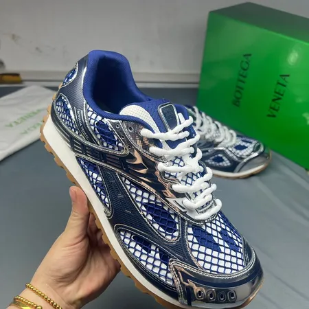 ボッテガ ヴェネタ スニーカー