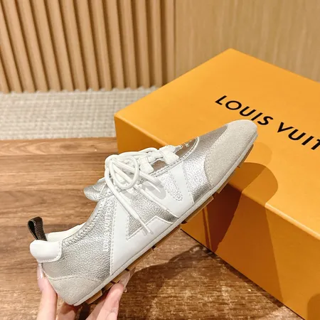 ルイヴィトン スニーカー