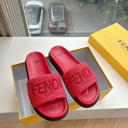 フェンディ スリッパ